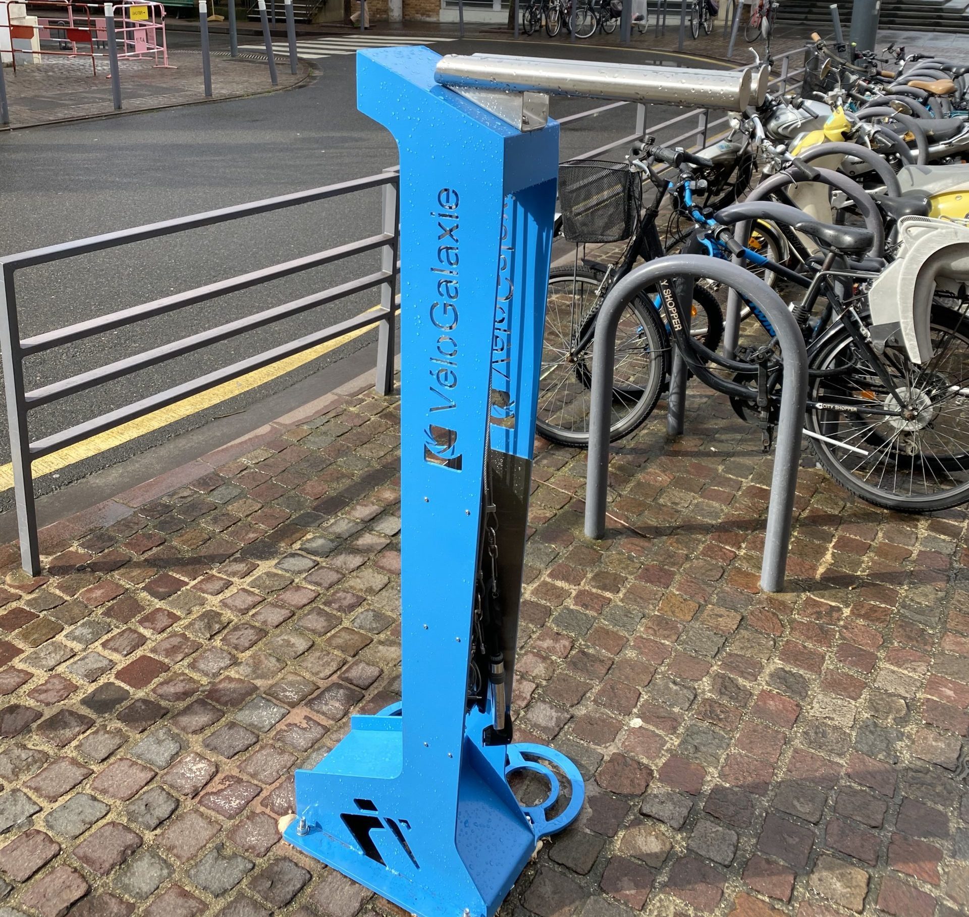 VéloGalaxie - Innovative French Manufacturer Of Street Furniture