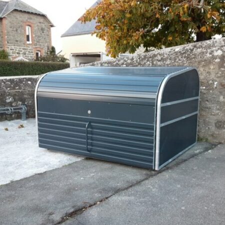 Ecole Debussy 35 Dinard carree Collective secure bike shelter