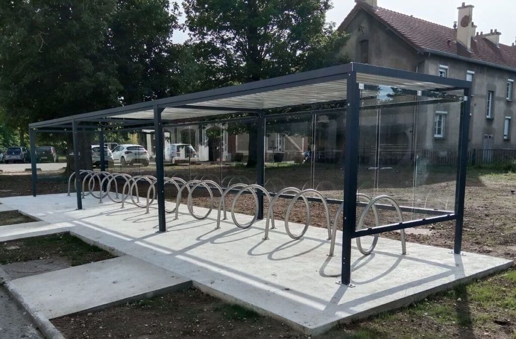 auvent-vélos-motos