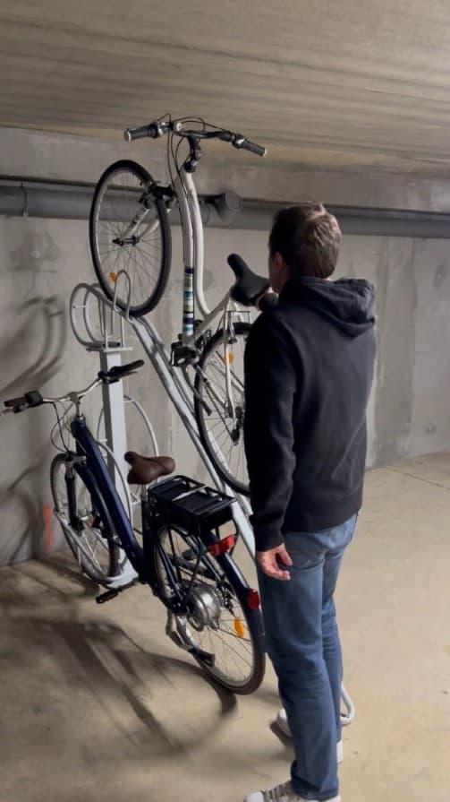 Tubiaz Lot de 2 supports de vélo pour 6 vélos, montage au sol ou au mur,  support multiple, convient pour les vélos de 35-55 cm, espace de
