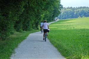 grande pista ciclabile VéloGalaxie - Innovativo produttore francese di arredo urbano