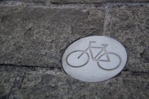 signal cycliste VéloGalaxie - Fabricant français innovant de mobilier urbain