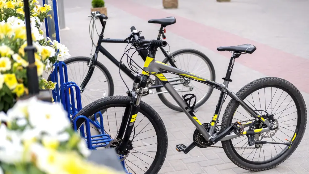 Bicicletário para estacionamento