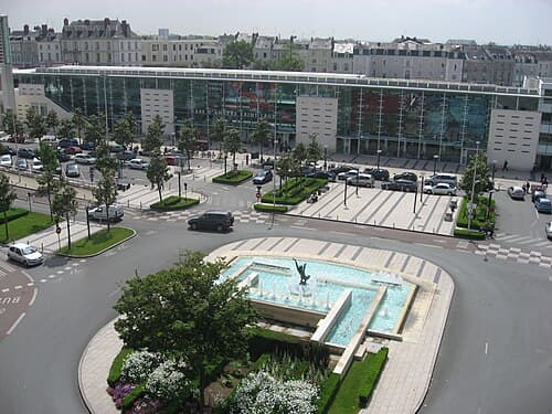 500px Angers Place de la Gare Aménagement vélo à Angers (Maine-et-Loire)